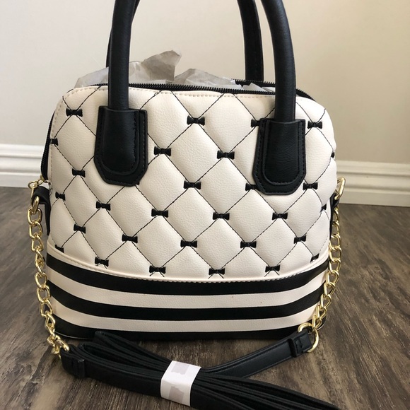 Purse - Picture 2 of 3